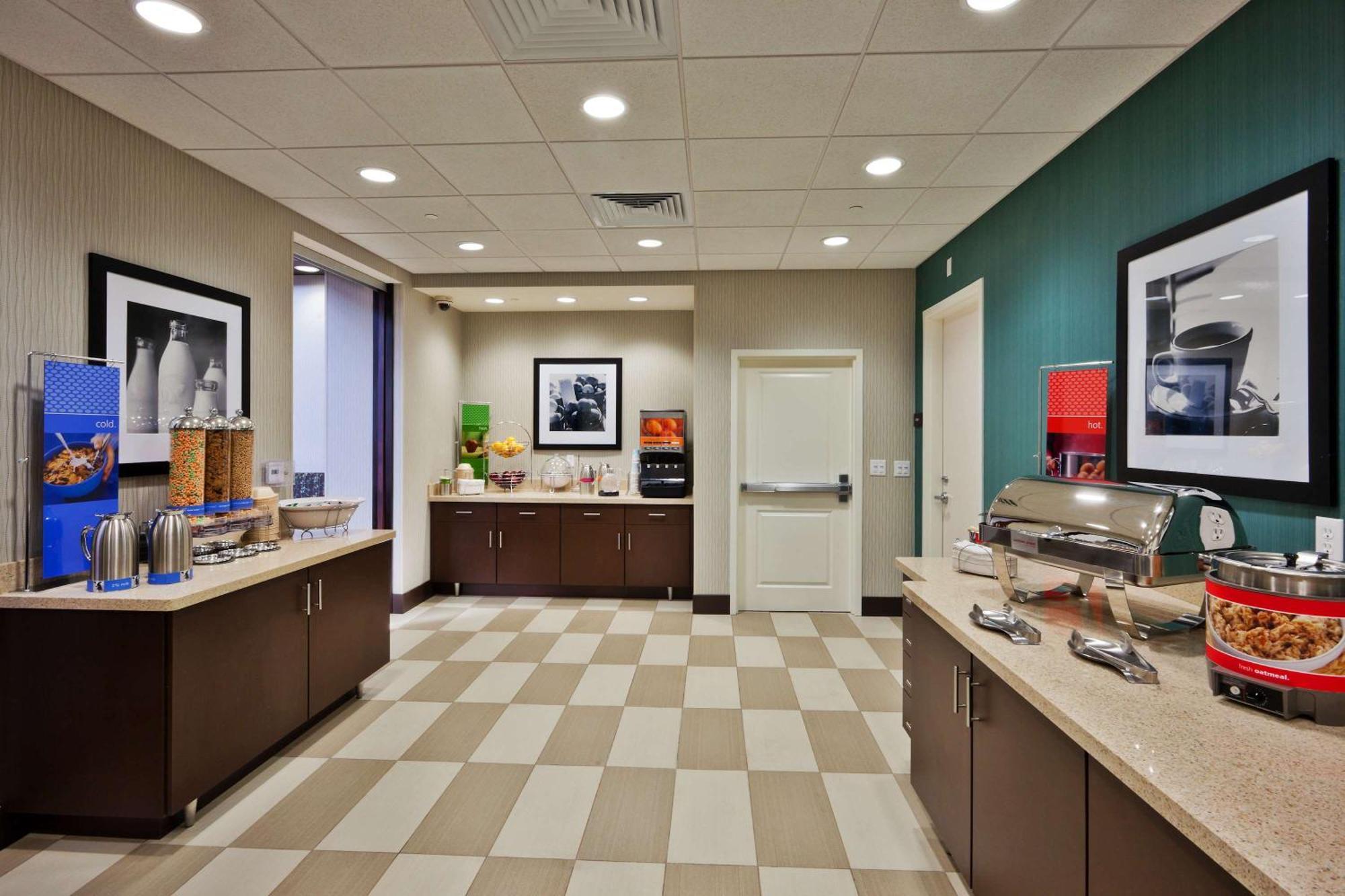 Hampton Inn & Suites Denver Airport / Gateway Park Aurora Exteriér fotografie
